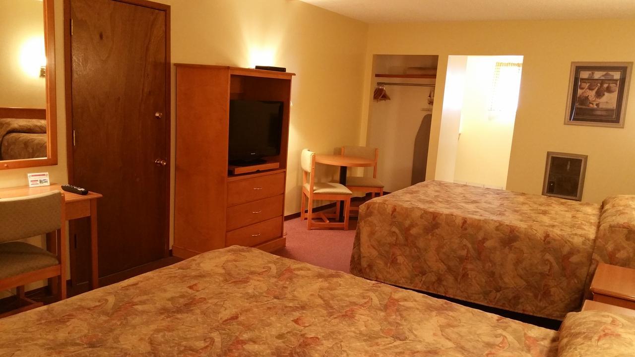 Yellowhead Motel Valemount Eksteriør billede