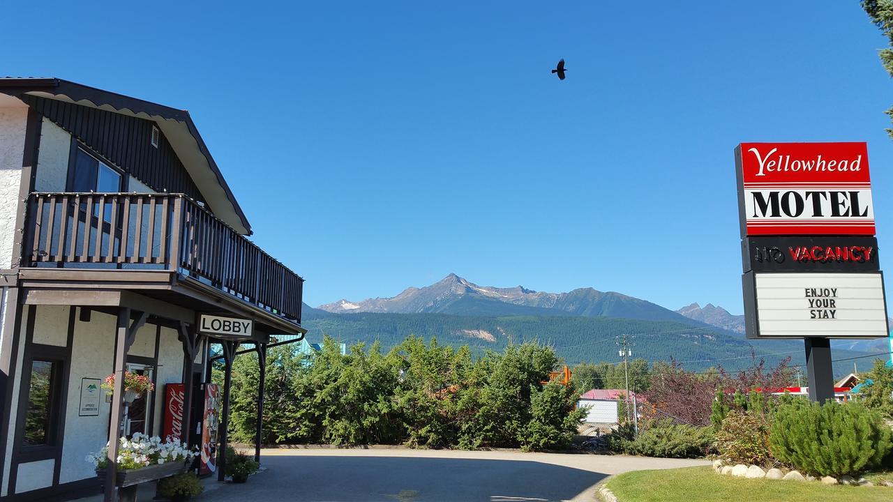 Yellowhead Motel Valemount Eksteriør billede